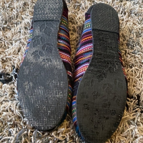 Reef Tropic Multicolored Striped Ballet Flats - Picture 11 of 11